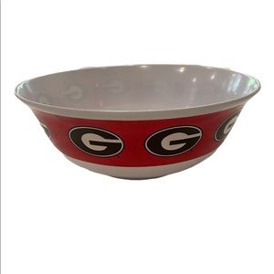 UGA plastic tailgate items.